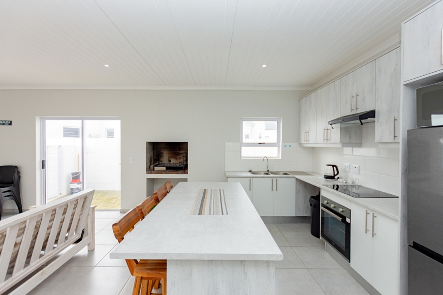 3 Bedroom Property for Sale in Atlantic Waves Estate Western Cape